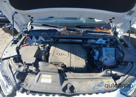 2021 Audi Q5 Premium 45 Tfsi Quattro S Tronic z USA, uszkodzony, nr VIN WA1AAAFY6M2008841